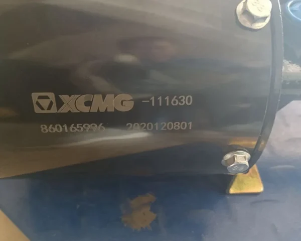 XCMG LW200 Loader Brake Booster Pump (Part No. 800933786) - Image 4