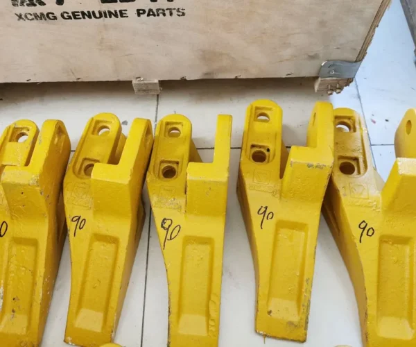 XCMG ZL50G/LW500F Bucket Ripper Teeth | Part No. 252101813 Z5G.8.1II-5A & 195-78-21331