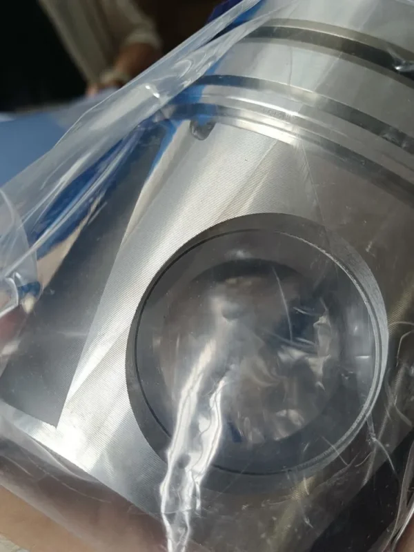 Weichai OEM Piston 612600030010 for XCMG LW500FN Loader - Image 3