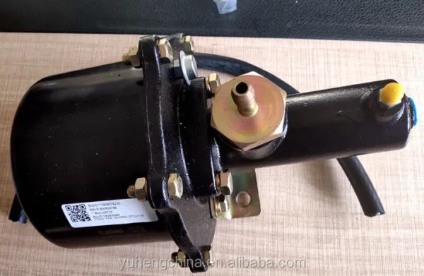 800933786 XCMG LW200kv Wheel Loader Spare Parts XCMG Brake Booster xcmg Boosting Pump - Image 2