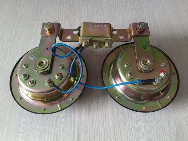 XCMG LW500FN Wheel Loader Horn Assembly 803688413 | ZL50G & Compatible Models - Image 2