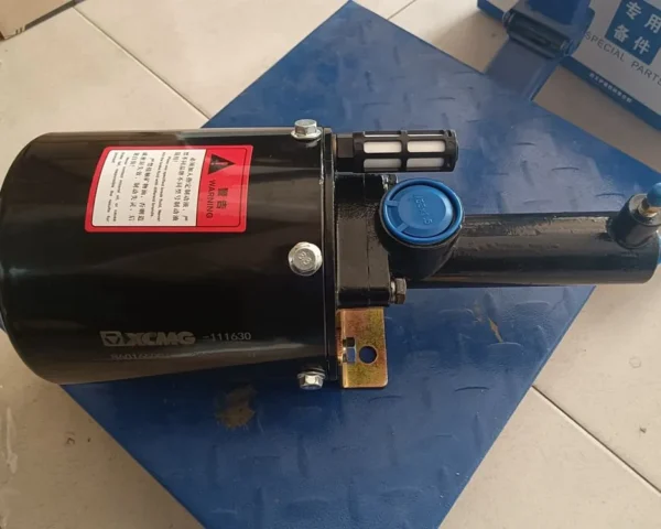 XCMG LW200 Loader Brake Booster Pump (Part No. 800933786) - Image 5