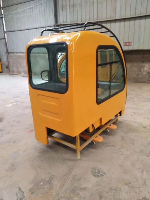 XCMG Truck Crane Cab Assembly Genuine OEM Parts 25-70 Ton | New Operator Cabin - Image 4