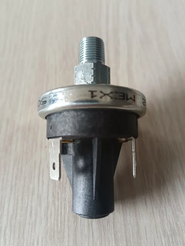 Pressure Switch Loader Parts 803678440 for XCMG LW500FN - Image 2