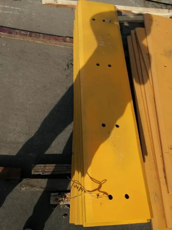 xcmg Wheel Loader Zl50g Replaceable Bucket Cutting Edge 252117319 - Image 2