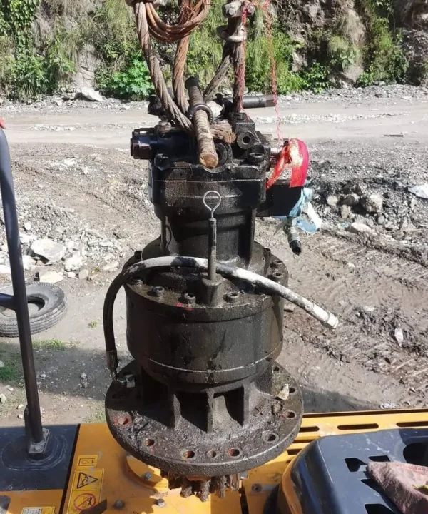 XCMG XE220/XE215/XE215C Crawler Excavator Main Hydraulic Pump 803000205 - Image 5