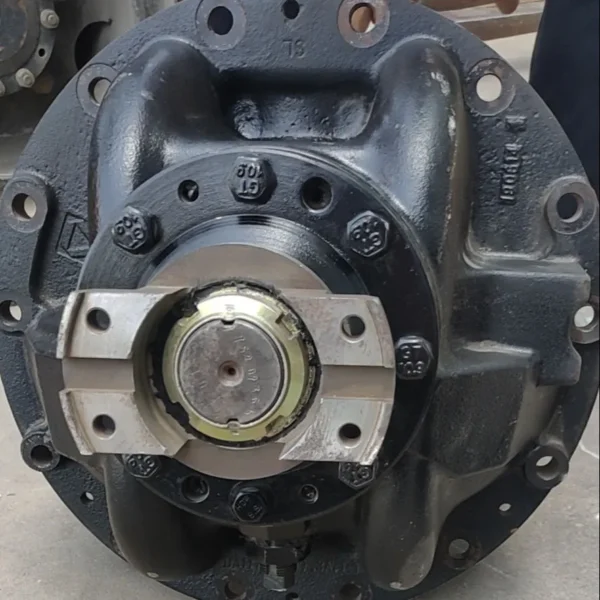 XCMG ZL50G Wheel Loader Main Reducer 275101678 DA1170B-II.3 - Image 2