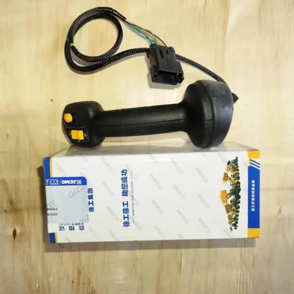 XCMG Excavator Cabin Handle Replacement Part for ZL50G LW500K Models - صورة 3