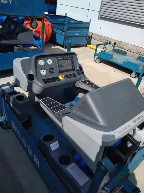 XCMG Crane Controller & Control Panel Cabinet with LCD Display System - Image 6
