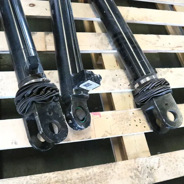 SANY Single-Acting Hydraulic Cylinder Trunnion for Dump Truck/Trailer ZXSKT90.03 (250901040643A) - Image 4