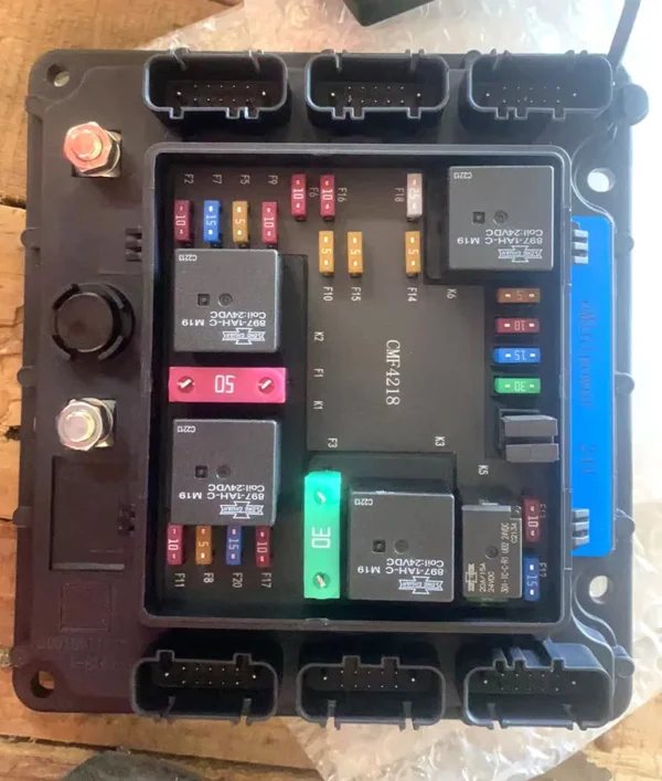 Original Sany 140107000091C SEMP-24V Fuse Box for SY Series Excavators - Image 3