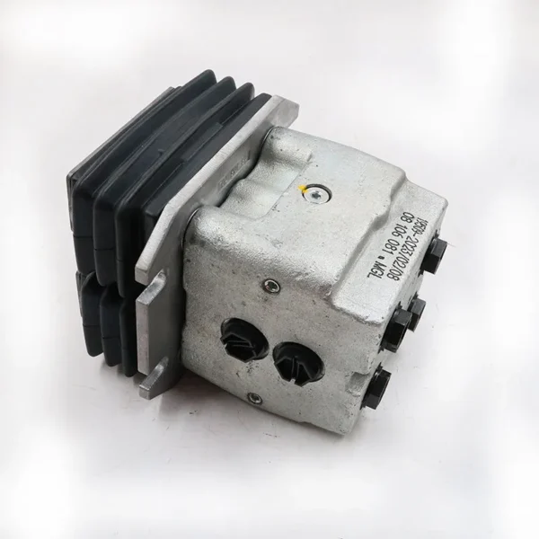 SANY SY55/SY60/SY65/SY75/SY85/SY95 Excavator Hydraulic Brake Pedal Valve 4TH6NR B220401000623 - Image 3