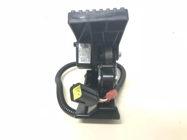 SANY Mobile Crane Accelerator Pedal Sensor - Model A2299000088534 JP0831S - Image 3