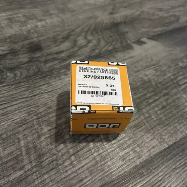 JCB Genuine Oil Filter 32/925865 for Excavator Engine Parts