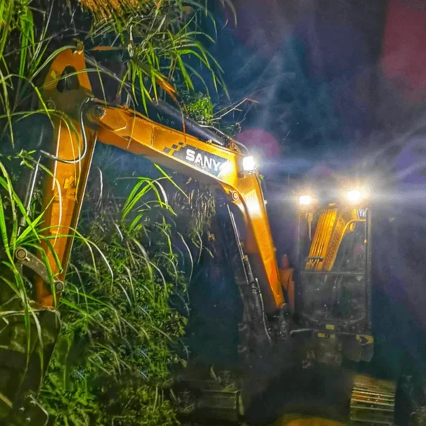 SANY SY75/SY135/SY215/SY335 Excavator LED Cab Dome Work Light with Shockproof Design - Image 6
