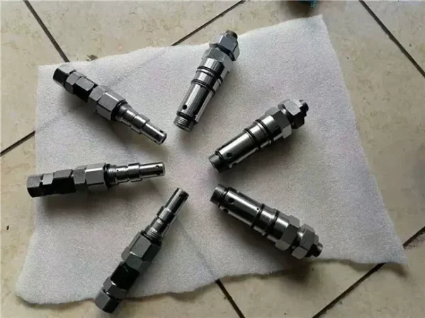 Genuine Komatsu PC200-3 Hydraulic Relief Valve & Sany Excavator Replacement Parts - Image 5
