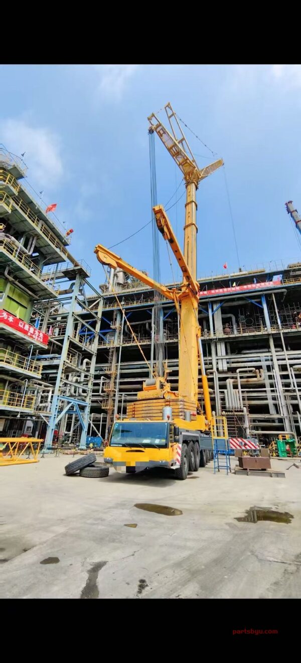 Used Liebherr 500 ton truck crane - Image 2