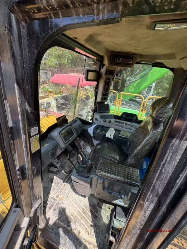 Used Caterpillar 988K Loader - Image 2