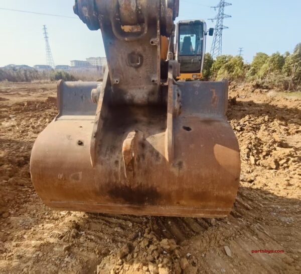 Used Liebherr R 944 C SEM Hydraulic Excavator 6900 hours - Image 6