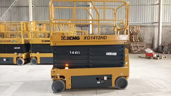 Used XCMG1412HD 2019 New battery, new paint, new tires